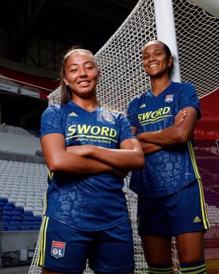 里昂 21赛季第二客场球衣发布 Enjoyz足球装备网手机版