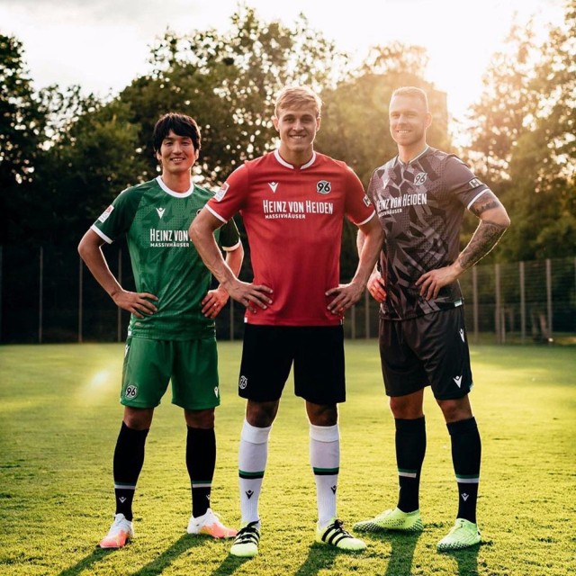 汉诺威96发布2020/21赛季主客场球衣