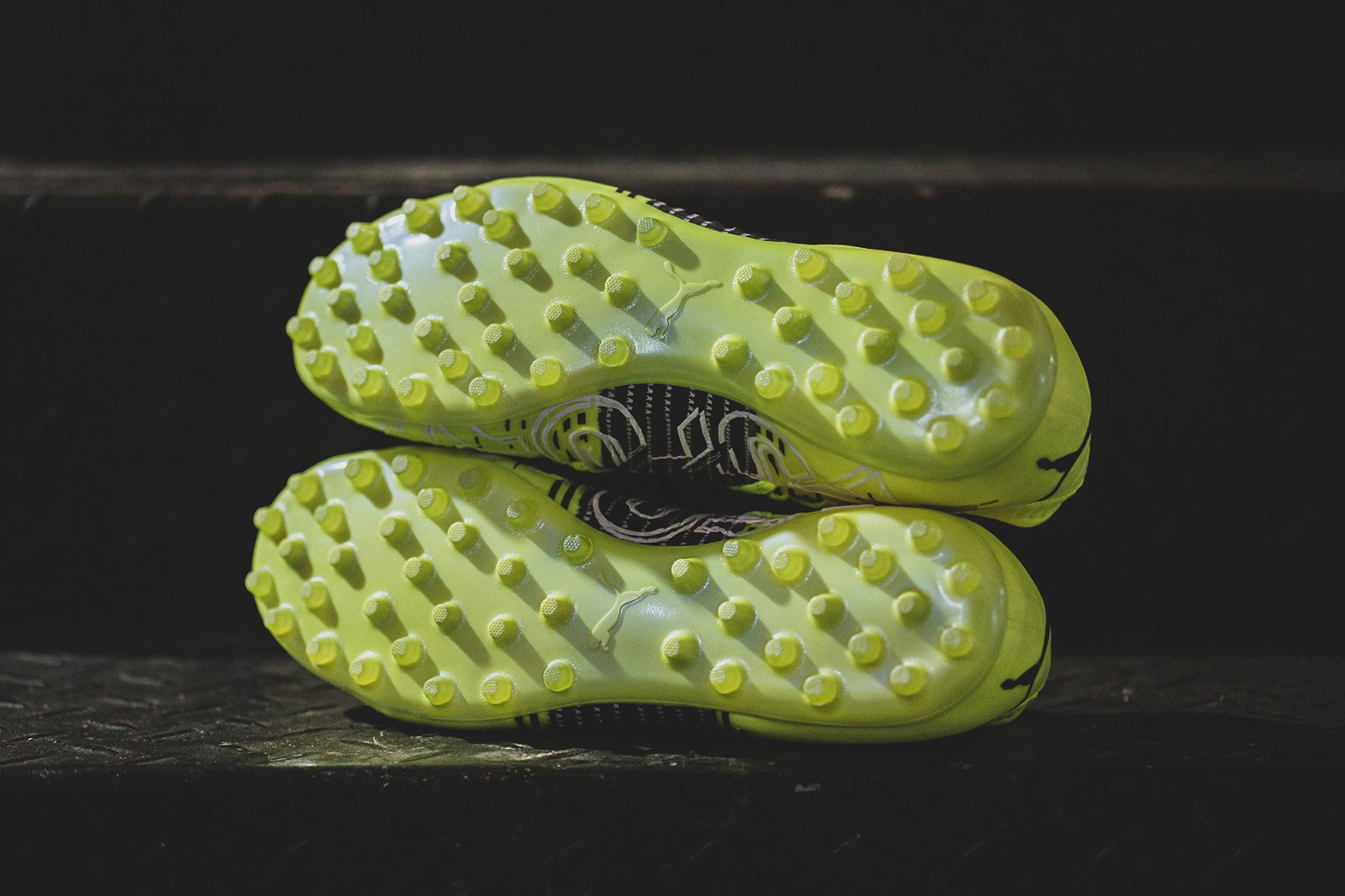 puma future z 1.1 mg 足球鞋