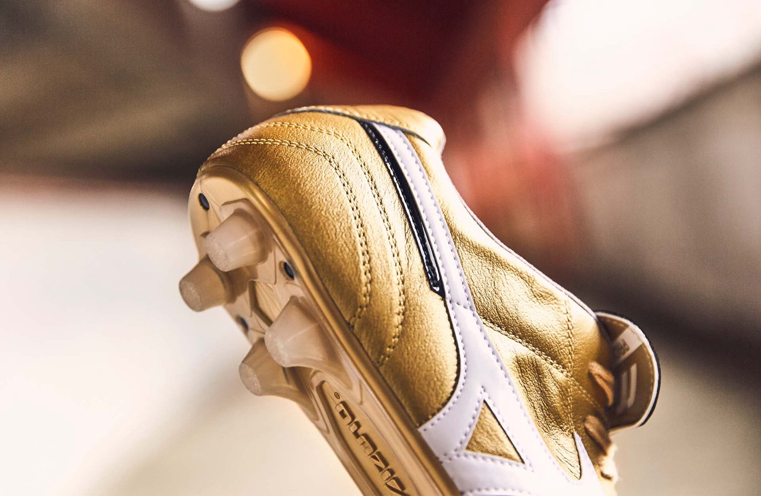 近观MIZUNO MORELIA UL JAPAN足球鞋 球鞋 足球鞋足球装备门户_ENJOYZ足球装备网