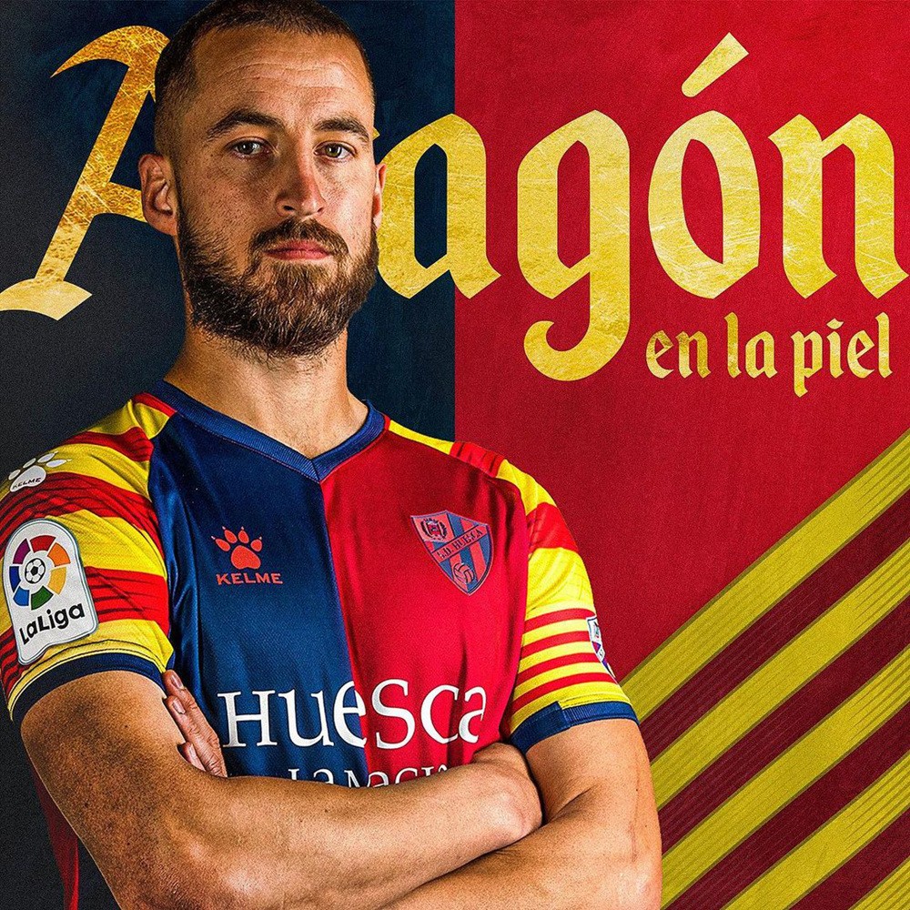 韦斯卡发布限量版球衣