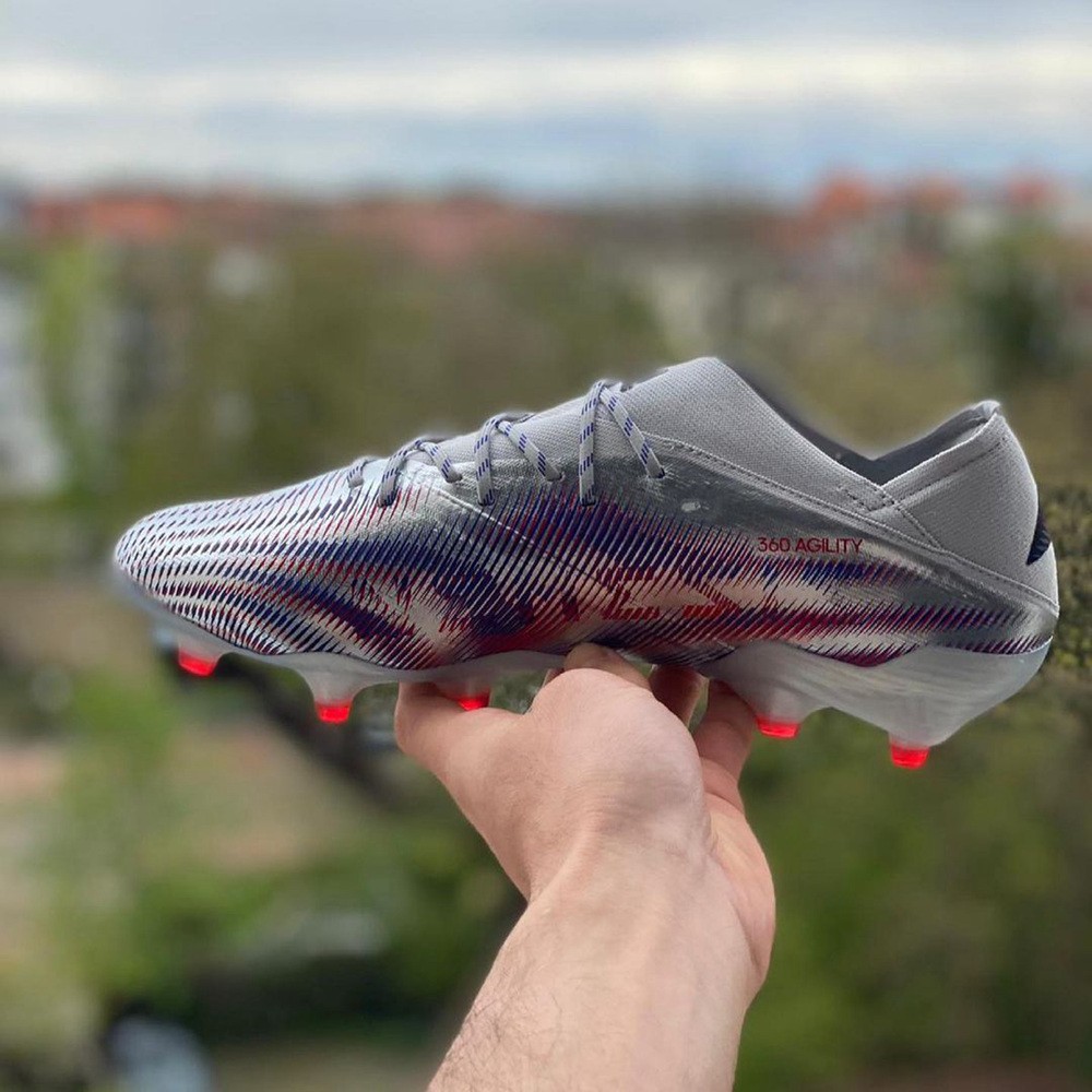 新配色adidasnemeziz1足球鞋实物曝光