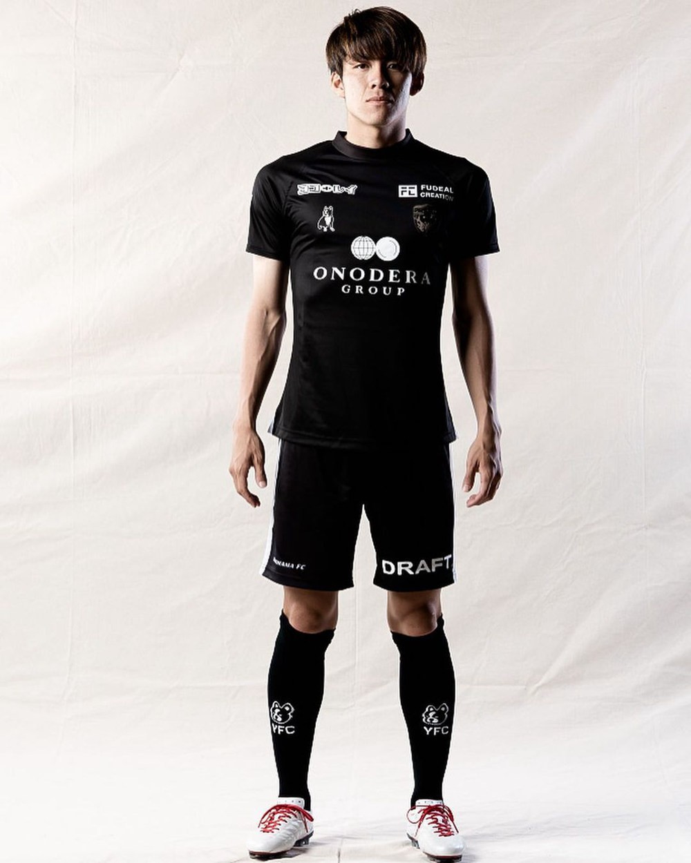 横滨fc发布2021年夏季限定球衣