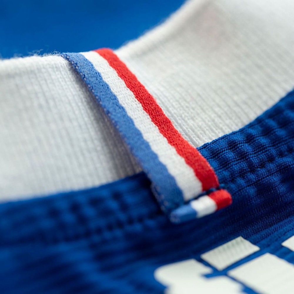 lecoqsportif发布特鲁瓦202122赛季主客场球衣