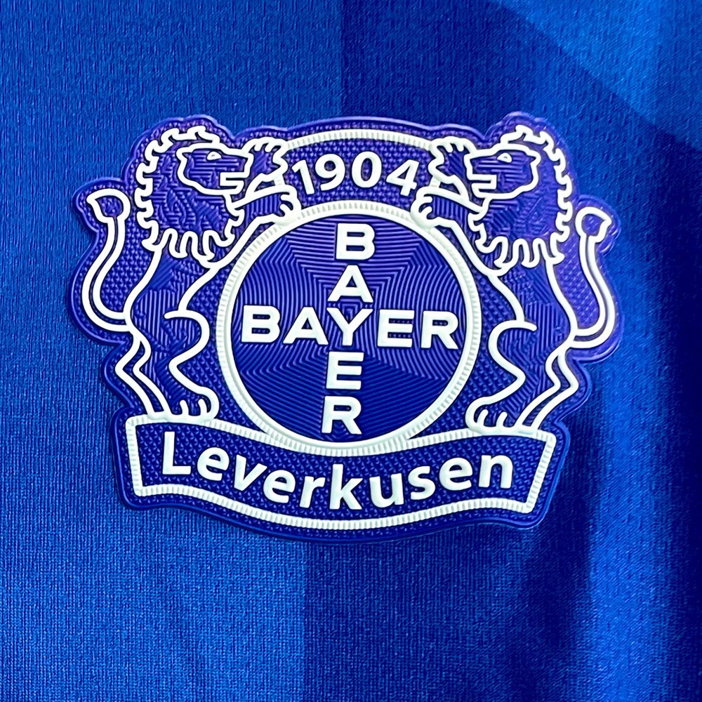 勒沃库森2021/22赛季第二客场球衣发布