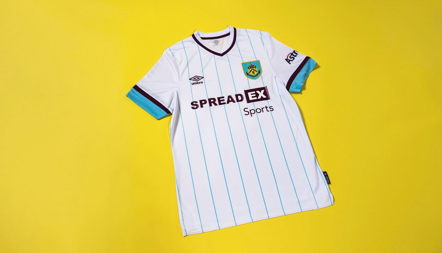 伯恩利发布2021/22赛季客场球衣