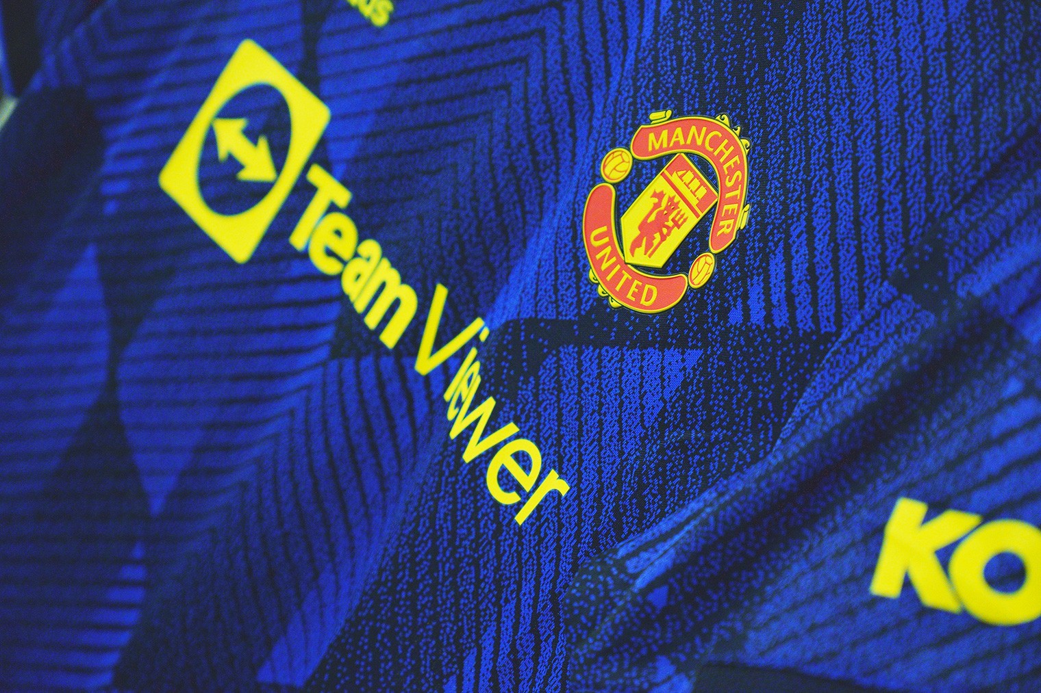 adidas曼联202122赛季第二客场球衣球员版