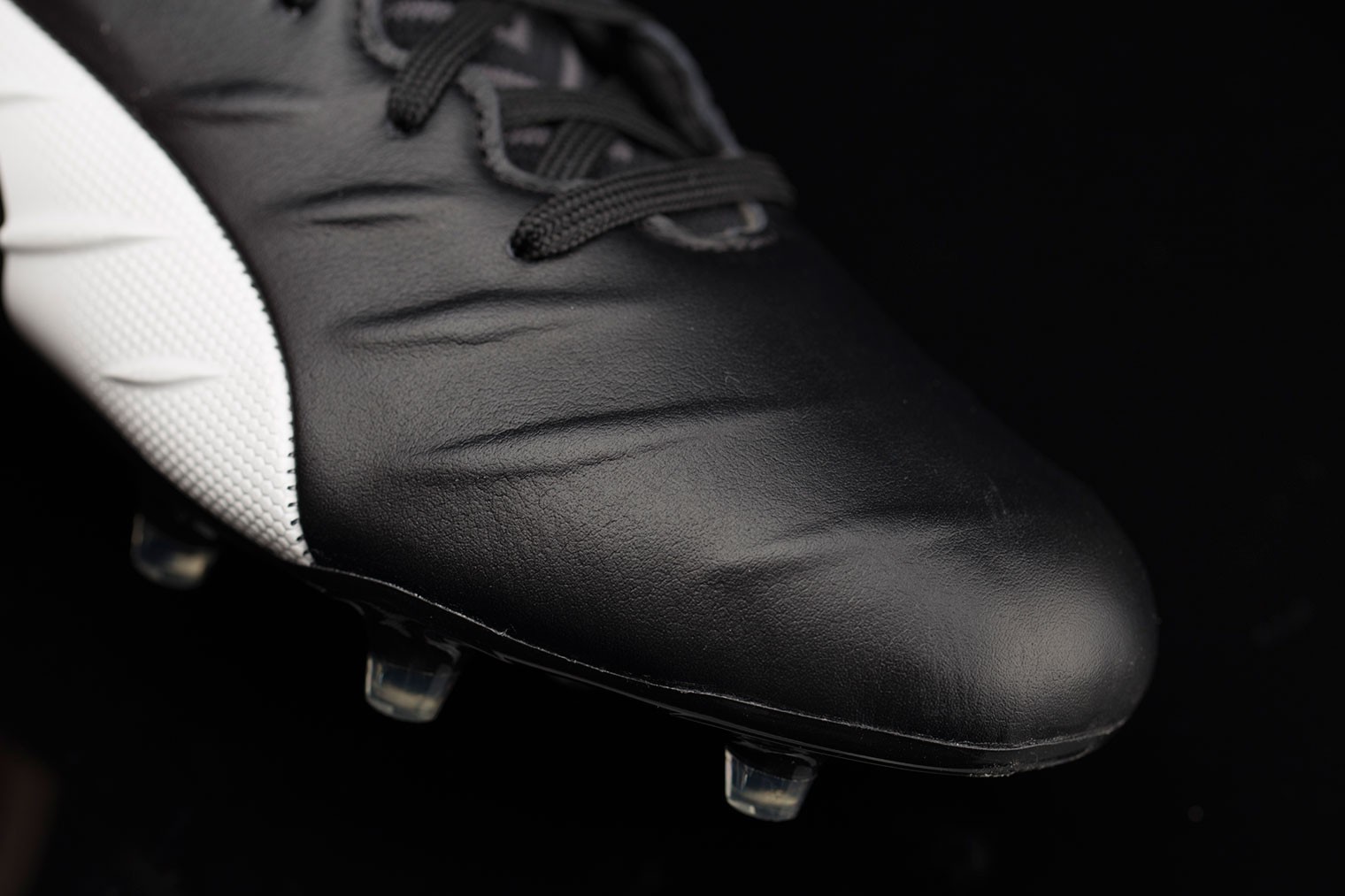 puma king platinum 21 fg/ag 黑白配色足球鞋