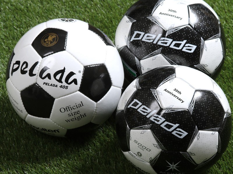 摩腾发布Pelada 30周年限量版足球