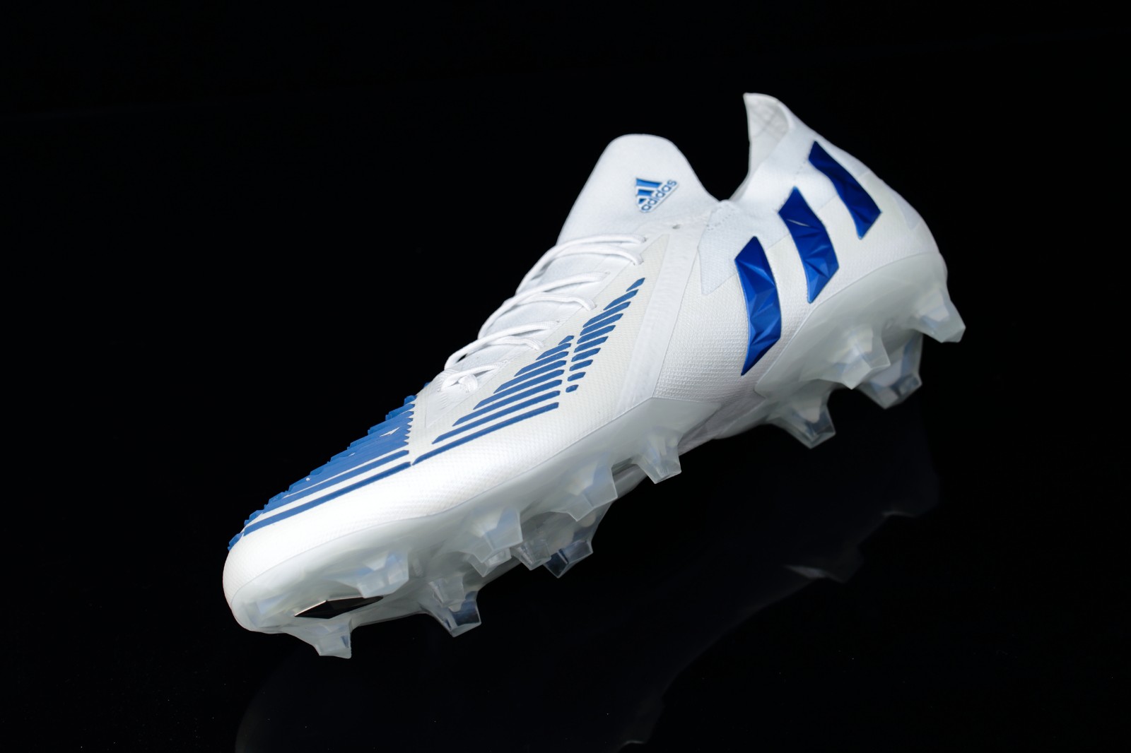 adidaspredatoredge1lowagdiamondedge足球鞋
