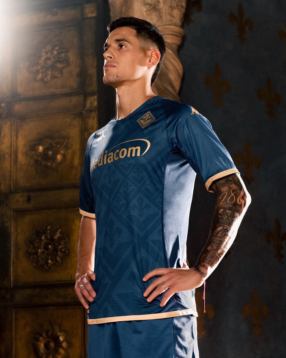 佛罗伦萨2022/23赛季第二客场球衣发布 - 球衣 - 足球鞋足球装备门户