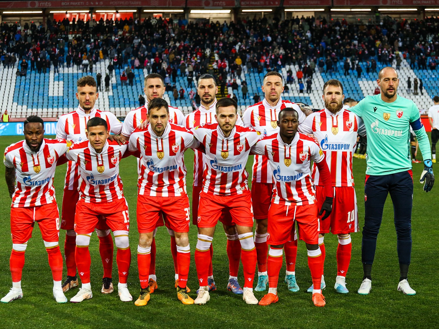 贝尔格莱德红星推出特别版球衣纪念米哈伊洛维奇