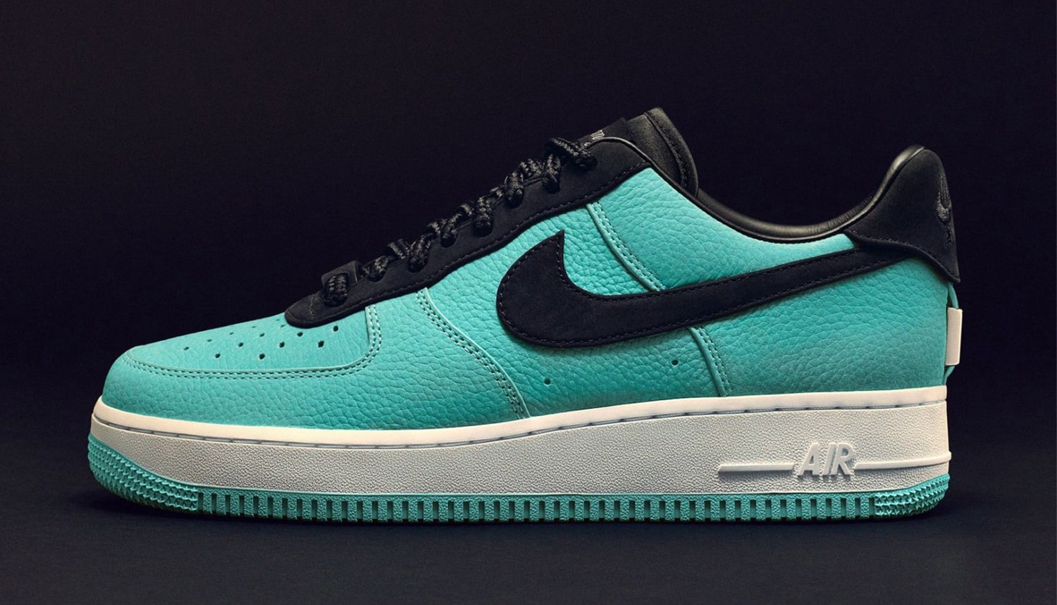 哈兰德上身nike af1 × tiffany & co. "1837"亲友套装 - 球鞋 - 足球