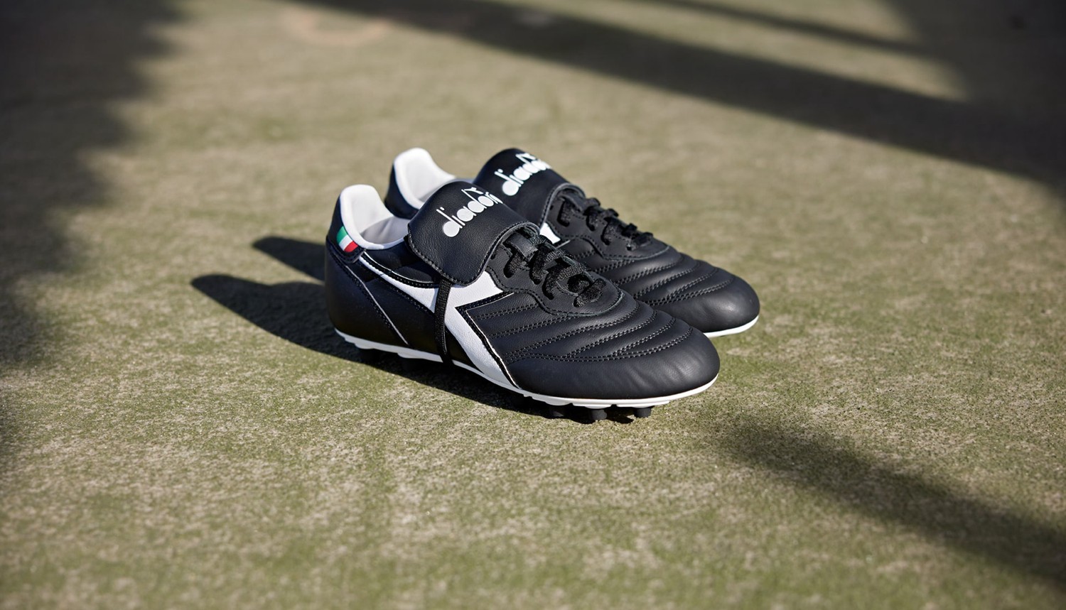 diadora推出4款新配色brasilclassico足球鞋