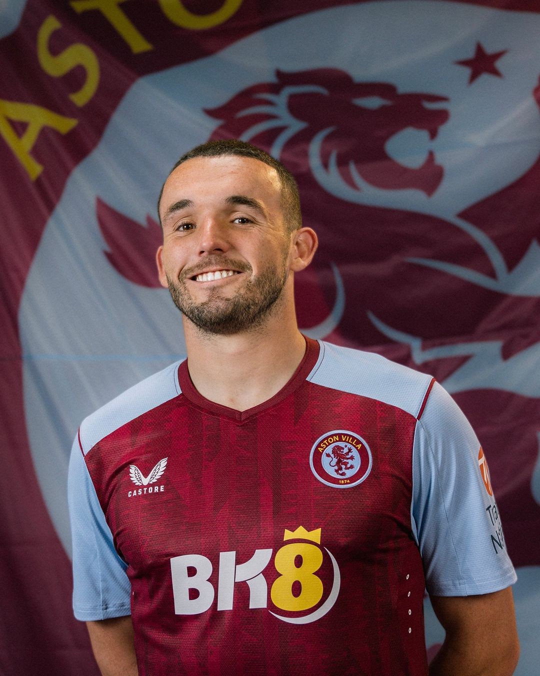 阿斯顿维拉发布202324赛季主场球衣