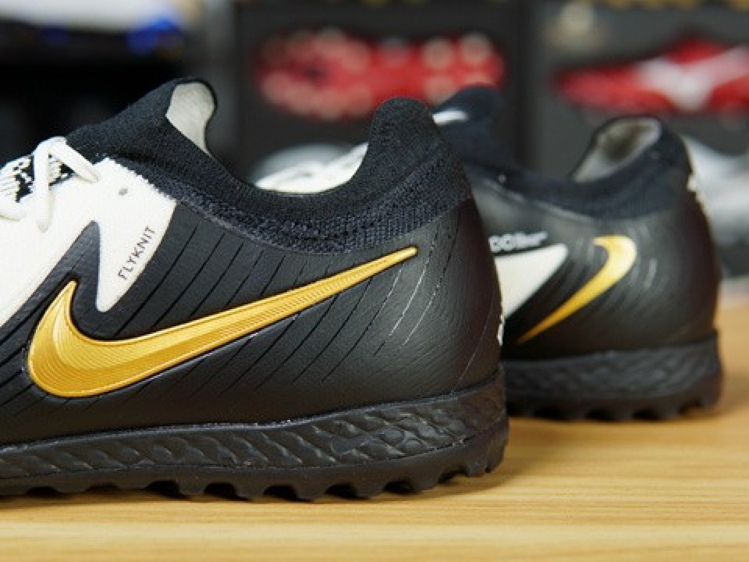 nike phantom gx2 pro tf足球鞋