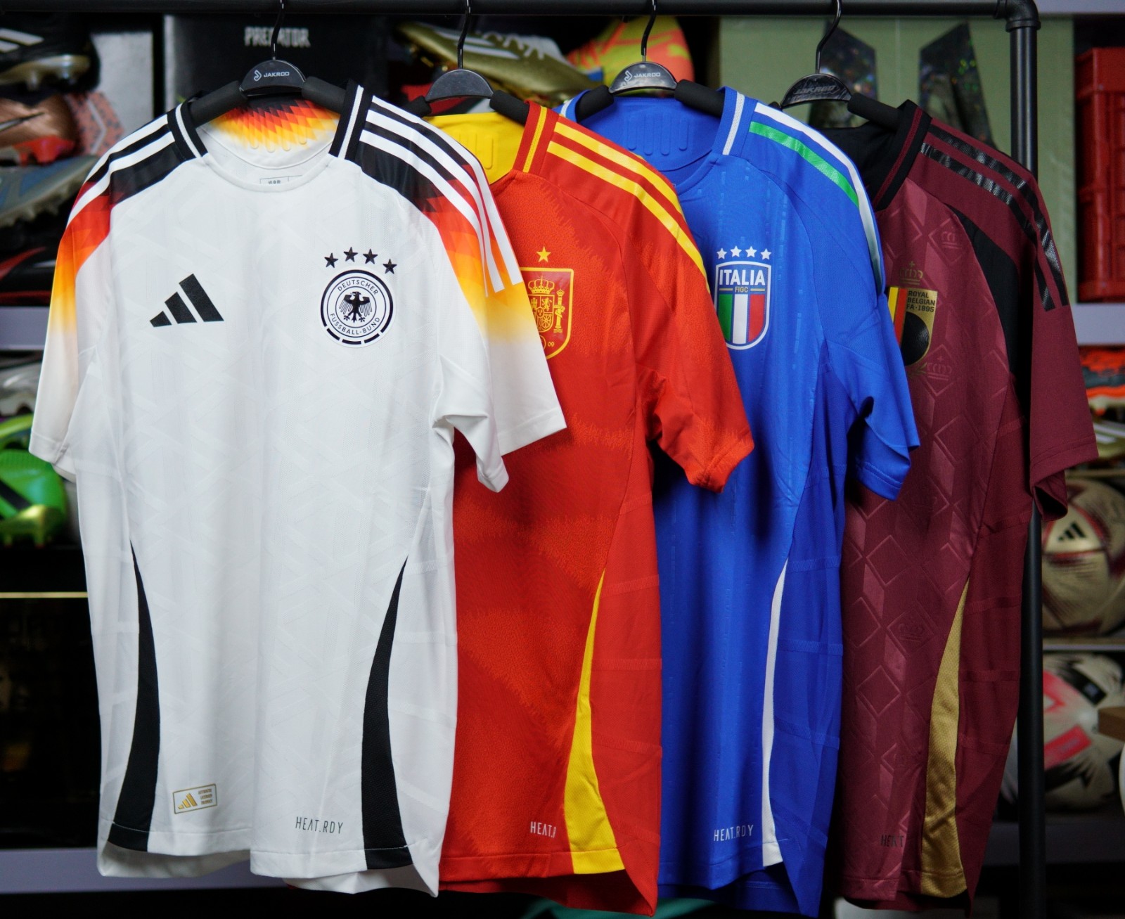 近观阿迪达斯旗下国家队2024欧洲杯球衣下