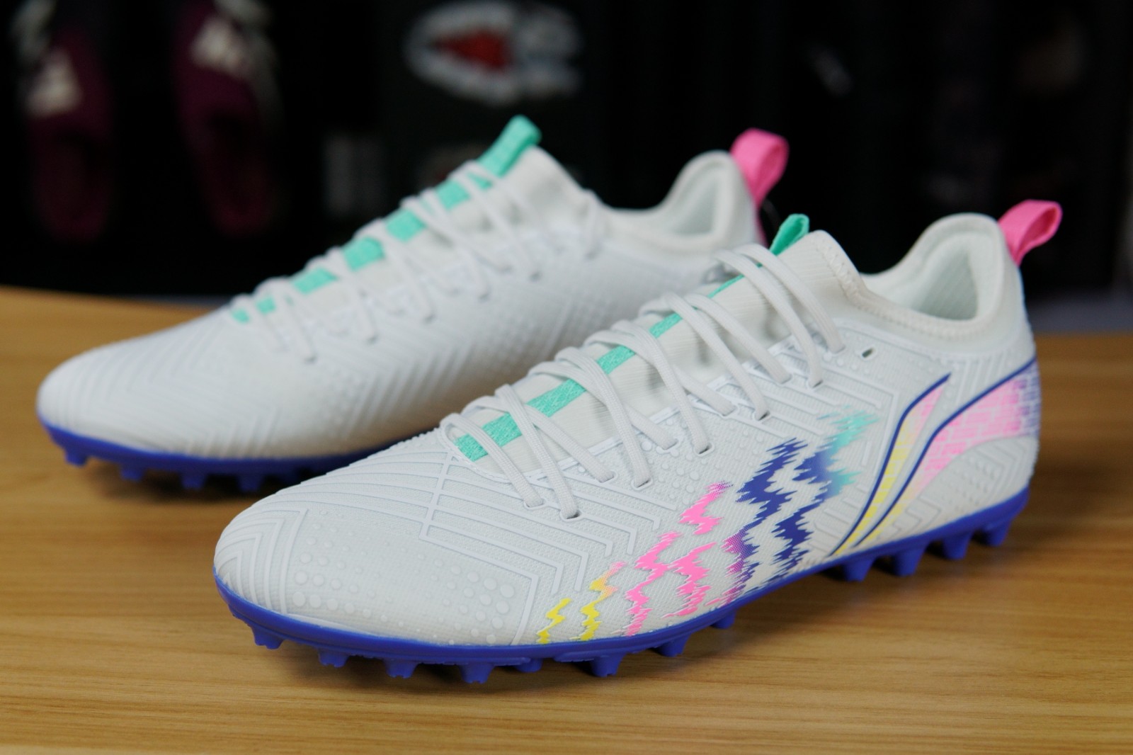 李宁 疾影2 次高端mg官方售价:未知球鞋产地:中国球鞋类型