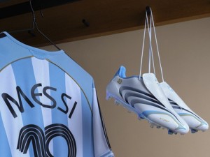 adidas������������FIFA���籭����ϵ��