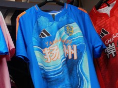adidas���ݶ�2026�ճ�������������