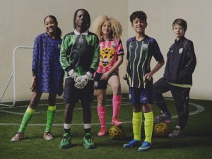 Nike Football �� LEGO����ϵ�з���